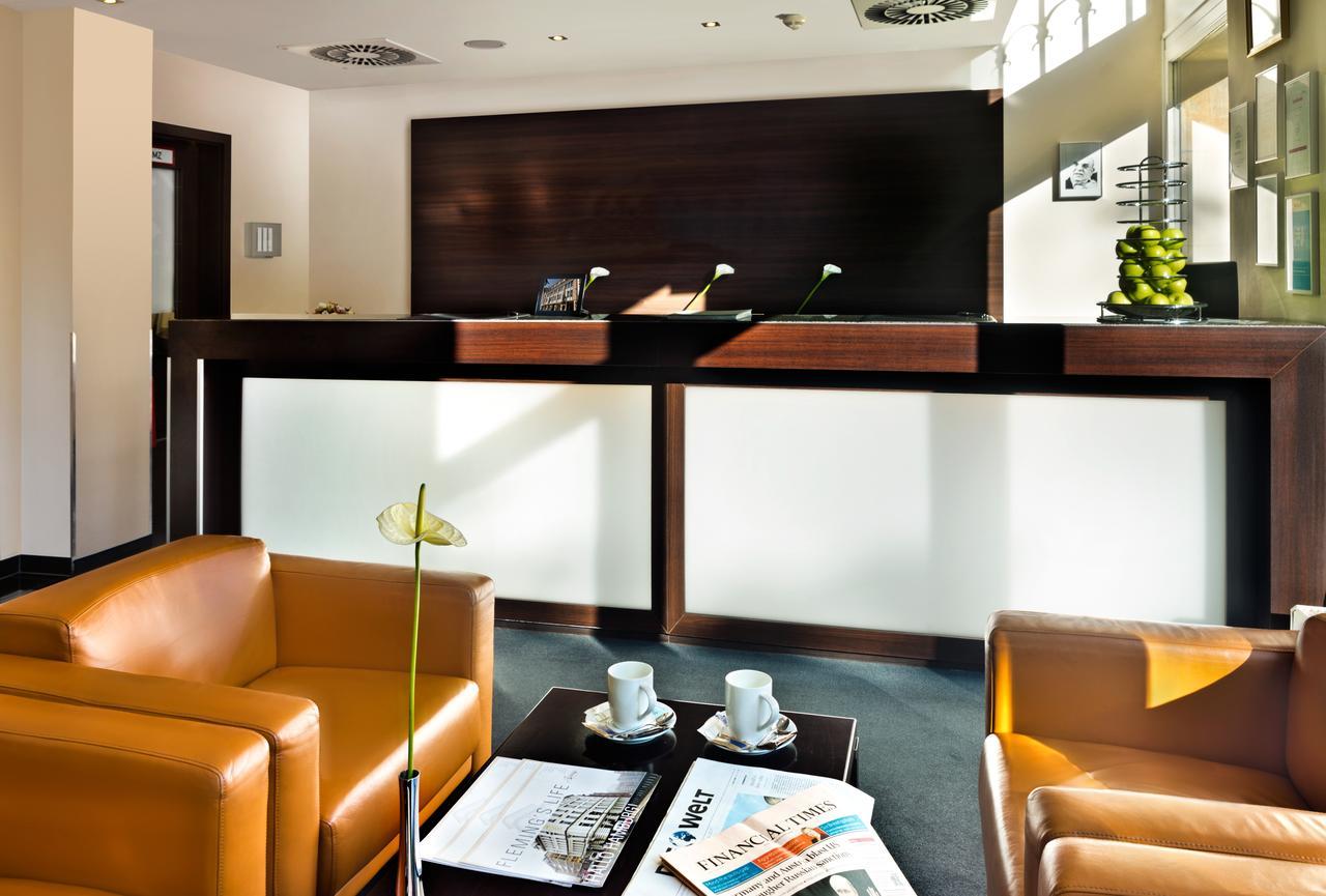 Flemings Hotel Frankfurt Hamburger Allee Frankfurt am Main Bagian luar foto